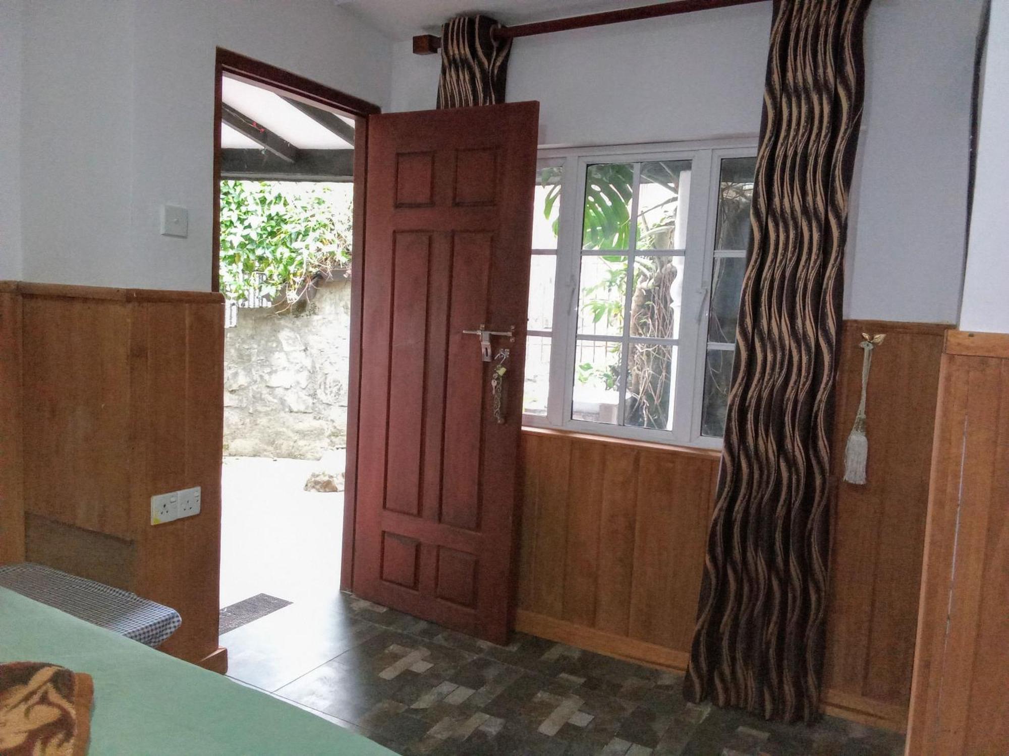 نوفارا إيلِيا The Paulwood Cabana And Bungalow الغرفة الصورة